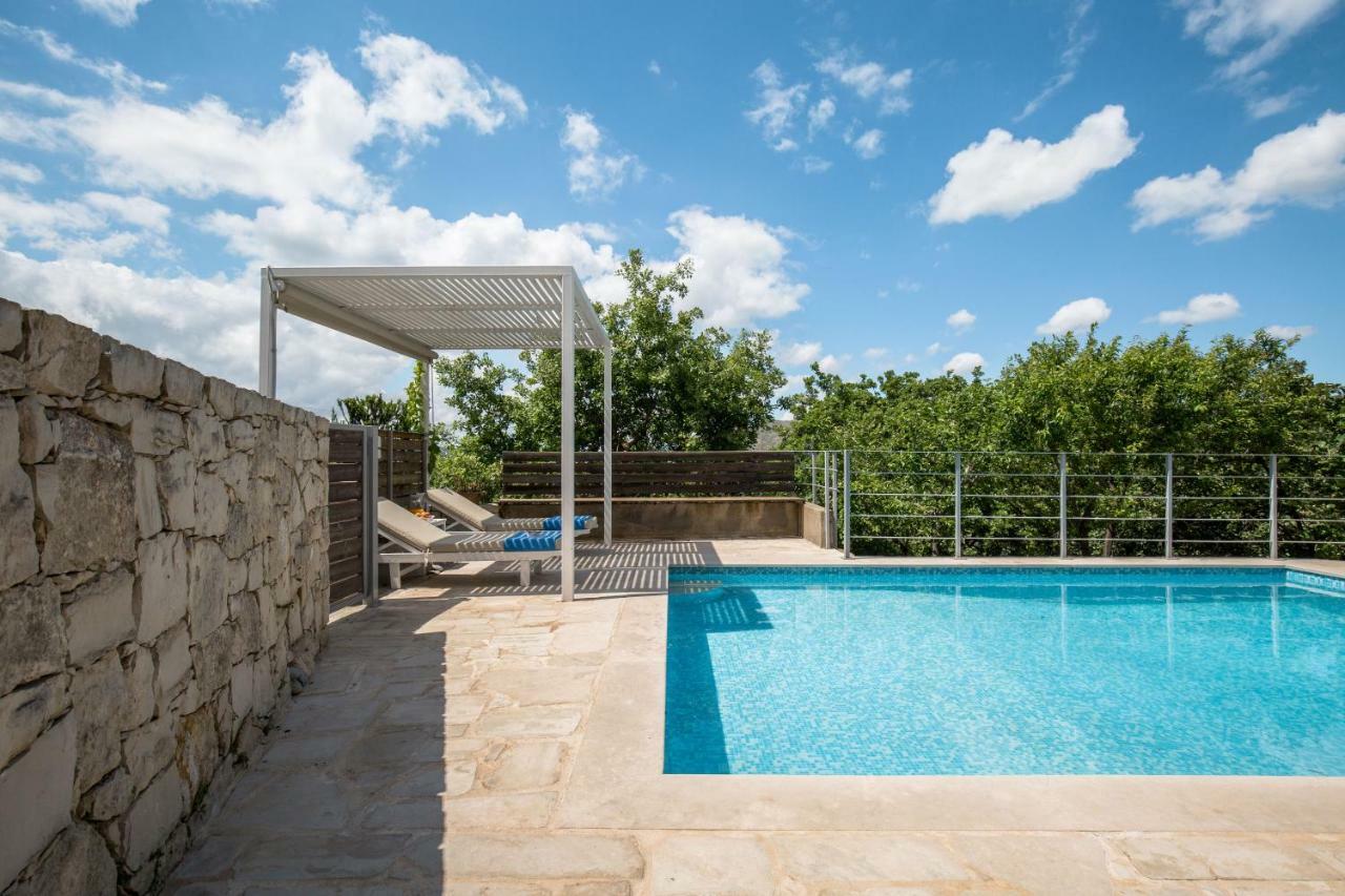 Anna Boutique Villas Mixórrouma Екстериор снимка